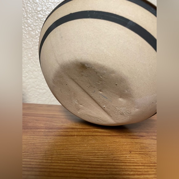 Native American Vintage Art Pottery Ceramic Vase 5” Tall - Picture 7 of 11